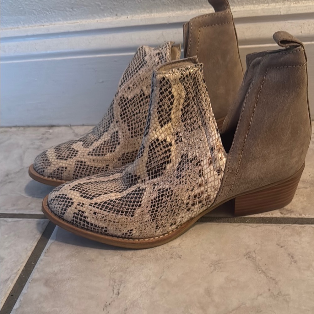 Cream and Brown Ankle Boots with Snakeskin Pattern